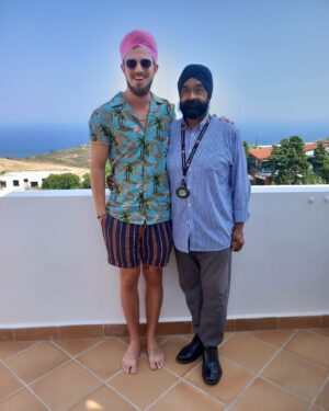 Thomas Brag Instagram - King Reg! Once in a while a person comes along that you connect with right away. A friendship, connection, you know will matter and last for a lifetime. A few weeks ago our mission was to find a London Black cab driver to keep driving us until we hit $10,000 on the meter, but never could we have pictured a more legendary driver than Reg. With endless memories both recorded and not, grateful for one of my favorite Yes Theory trips in a while ✨🚀