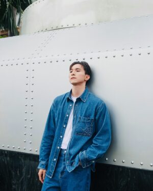 Thomas Chang Instagram - 點讚留言的人
今後不再吃土了，
至此改成吃糖，
因為我太甜了🤠
#久久不見 #撩妹 #😂 #撩人語錄