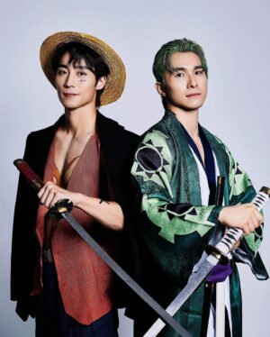 Thomas Chang Instagram - #前往偉大的航道
不管你現在為了什麼煩惱著，
只要你繼續堅持下去，
One Day，一定會實現的！
One Piece ！我們來了🔥🔥🔥

讓我們一起航向偉大的航道吧！

萬聖節我們準備好了，你們呢？

魯夫 : @andybian0619 
娜美 : @feichi1124 
索隆 : @mr.thomas_________ 

Photographer/ @sunshinestudio09 
MakeUp Artist/ @0518chien_makeup 

#萬聖節快樂 #萬聖節變裝 #海賊王 #海賊王Cosplay #魯夫 #娜美 #索隆 #MonkeyDluffy #Nami #RoRoNoazoro #Onepiece