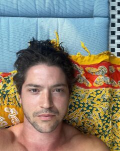 Actor Thomas McDonell HD Instagram Photos and Wallpapers October 2023