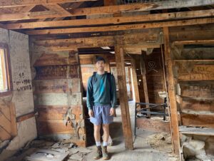 Thomas Middleditch Instagram - Ouray CO is gorgina. Hiking. Abandoned mines. Hot springs. Truly a lovely place to visit. Mixed in there is a pitch to @hgtv  for me to host Abandoned Mine Flippers. Thanks to everyone who has fought and is fighting to allow Hollywood layabouts like me to use the long weekend to do things like this. Genuinely. Thank you.