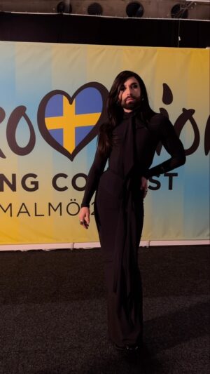 Thomas Neuwirth Instagram - FASHION ROAD TO EUROVISION - Happy #Semifinals everyone

Sunday: Two Piece Ensemble @lindasekoll 
  Corset @royalblack_couture 

Monday: cropped Blazer @lindasekoll 
  Corset @royalblack_couture 

Tuesday: Dress @bugaric_ 

Wednesday: Blazer and Pants @lindasekoll 

Thursday: Dress @juergenchristianhoerlofficial 
  Corset @royalblack_couture 

Friday: Dress by me 

ALL hair by @thechristophvienna @christophxhaider 😍

#ESC2024 #UnitedByMusic #Eurovision  #Runway #Malmö