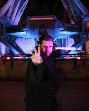 Thomas Ridgewell Instagram - Had an absolutely incredible #gifted time at @waltdisneyworld. I don't want to be a sycophant but going to #galaxysedge and feeling completely immersed in the meticulously detailed wall-to-wall environment was beyond compare. I don't want to spoil much but there's some AT-ATs on the #riseoftheresistance ride and ooooh boy are they awesome to behold. Big love to our fantastic tour guide Matthew; we all miss you dearly.