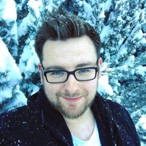 Thomas Ridgewell Instagram - Snow! Actual snow!!! #selfiesteem