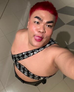 Thongchai Thongkanthom Instagram - อึ่งไข่ยั่วๆจ้า