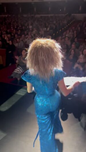 Thorgy Thor Instagram - Three shows SOLD OUT with the @nac.cna Orchestra! #thorchestra conductor @danielbartholomewpoyser what a blast! 🎻👠❤️🎶. See you soon!!