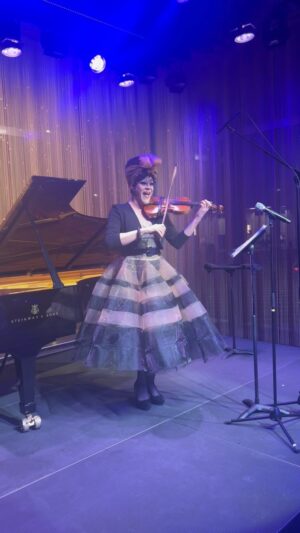 Thorgy Thor Instagram - What a pleasure to play at @lincolncenter with @conradtao ❤️❤️❤️❤️. @nyphilharmonic @dispekerartists ***Arrangement by @jscomposer 🎶🎻👠