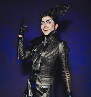 Throb Zombie Instagram - 🦇FATHER FRIGHT🦇 
.
.
.
.
If I made you scream ‘daddy’ this year you owe me $5.
.
📸  by @gabrielgastelum 
Bat Wig by @genderfcked.wigs