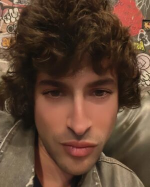 Thumpasaurus Instagram - Thump is all made up and ready for our show tonight in Santa Ana✨like 30 tix left. SEE U TONIGHT 🤩🪩🕺🏻🕺🏻💃🏻🕺🏻🕺🏻💃🏻🕺🏻💃🏻🕺🏻💃🏻🕺🏻💃🏻🕺🏻🕺🏻💃🏻🕺🏻🕺🏻💃🏻makeup by @ryanmhug