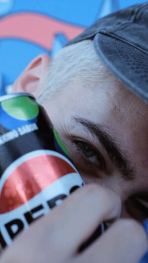 Tiago Bandeira Instagram - Segundo fim de semana de rock in rio com @pepsi_portugal ! Vou ali divertir-me um bocado mas já volto! ✨até já✨ #pub
