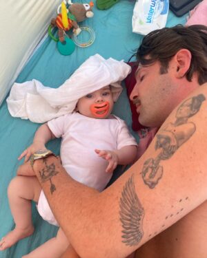 Tiago Paiva Instagram - Tio Paiva em estágio 🍼