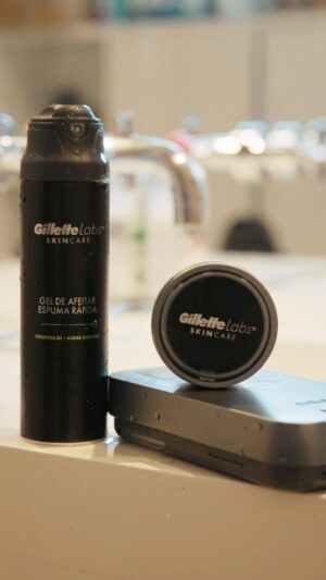 Tiago Teotónio Pereira Instagram - E na compra de um produto da Gillette Labs ganhas uma subscrição grátis na Sport TV @gillette_pt #GilletteLabs #pub