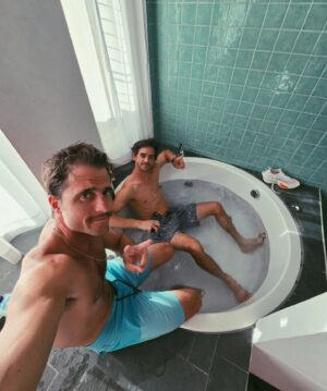 Tiago Teotónio Pereira Instagram - IRONMAN 70.3 VALENCIA em modo lua de mel