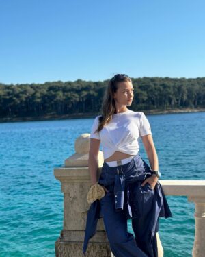 Tiana Upcheva Instagram - Bébé mora biti pored mora.