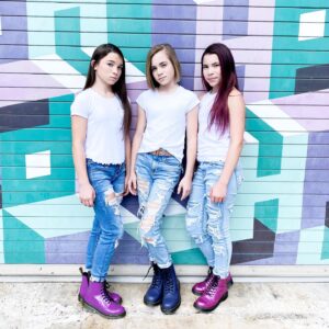 Tierney Smith Instagram - 🎂B I R T H D A Y 🎂 WEEK! 5 more days! @itslilyrosesmith @its_mileysmith #smithtriplets