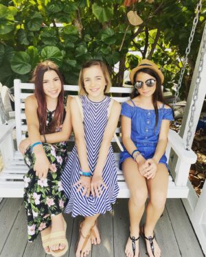 Tierney Smith Instagram - What a P E R F E C T day today celebrating our 11th🎂
🥳 B I R T H D A Y 🥳 @twresorts! We had the most amazing time on the water obstacle course, GIANT waterslide and 🍌boat! Can’t wait to explore more tomorrow! 
•
•

#11thBirthday #SmithTriplets  #MyTWMemories #JustLetGo #StaycationVacation #BirthdayTrip #tvd #lizzieandjosie #SponsoredTrip #TradewindsIslandResorts #StPeteBeach #younghollywood