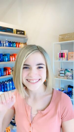 Tierney Smith Instagram - New hair, who dis? 💁🏻‍♀️ #blondiegirl