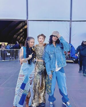 Tiger JK Instagram - ❤️🏜️It all started when you reached out to me and Yoonmirae for a track, and together we created the amazing song “Boom Tick Boom.”
Fast forward to Coachella, where we had the opportunity to perform the song together. It was crazy fun rocking  the stage with you and witness your incredible talent firsthand. Not only are you an amazing artist, but you are also one of the kindest souls I’ve ever met.
Keep shining, Xin Liu! The world is ready for your incredible talent.  #Repost @lyx0420
・・・
Thank you so much 선배님 @drunkentigerjk and @yoonmirae !  It was such an honor to perform “Boom Tick Boom” together and I’m super grateful. Let’s Rock your body ! Move your body ! 🔥