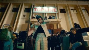 Tiger JK Instagram - 🙇🏻#Repost @arfilm_ojun
・・・
Stray Kids "TOPLINE" feat. Tiger JK
@realstraykids @drunkentigerjk 

with @eumko @real_lighting_co @pparker_qian