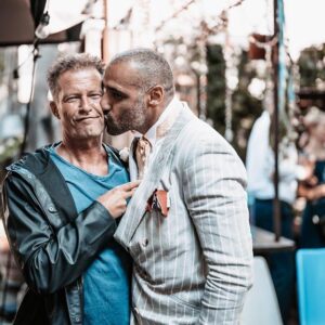 Til Schweiger Instagram - Brother, ich freu mich so sehr für dich! Danke, dass ich ein kleiner Teil sein durfte bei dieser unfassbar geilen Hochzeit! I love you❤️Bros for life! @tamertrasoglu 💪🏻🎈Til