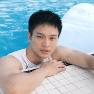 Tim Huang Instagram - Summer#swim