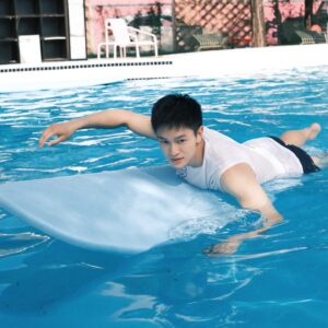 Tim Huang Instagram - Summer#swim