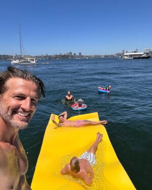 Tim Robards Instagram - Forgot just how good this was! Mad weather today out on the harbour… Elle’s def more confident in the water! pulled up next to Branson’s little boat ⛴️