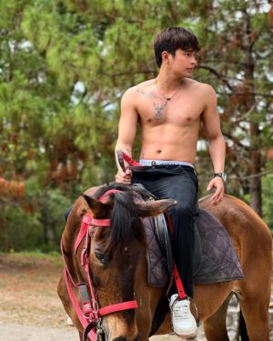Tim Tuppil Instagram - Love under the scorching sun. ☀️ 
Sky Valley coming soon. 🎬
By @oxinfilms & CaltonStudios
#Horseman #Summer