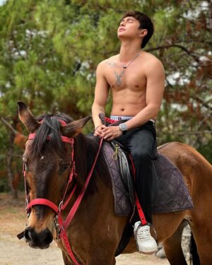 Tim Tuppil Instagram - Love under the scorching sun. ☀️ 
Sky Valley coming soon. 🎬
By @oxinfilms & CaltonStudios
#Horseman #Summer