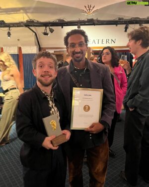 Timbuktu Instagram - We won best entertainment podcast in Sweden at the Guldörat awards last night for our audiodrama HÄRIFRÅN. Extra big love to my mentor and co-creator @flwrstudio
My deep gratitude goes out to our team for bringing this dream into existence:

@detnyanya @_prins_daniel_ 
@thomashenleyradio @sakibzabbar 
@rksseruwagi @stinaekblad 
@assefa.astrid @joelvalois 
@nathanielhagos @mikaelwranell 
@helmonsolomon @binyam_smilesmilesmile @esther.kirabo @seinabosey 
@erik_lundin_swe @masaka.mp3 
@svanteloden @damntheband 
@sprinklechords @sabinaddumba
@collenofficial
@filt__
@moeni_poppius
@breel_co
@banda.produktion
@storytelsverige