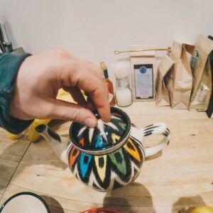 Timur Karginov Instagram - @ujinsuxx ⠀ 
Ширли-мырли🫖🍵