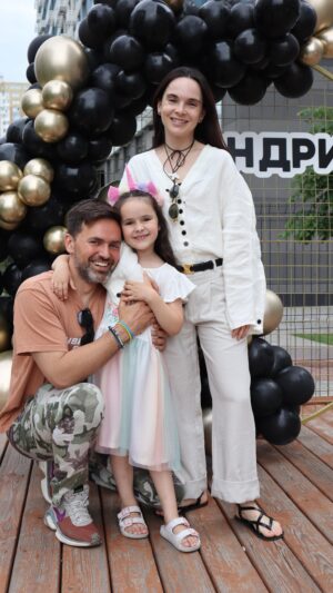 Timur Miroshnychenko Instagram - Ми лише кліпнули очима 💔
Випускний у Мії!