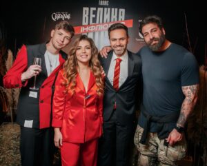 Timur Miroshnychenko Instagram - 😌Наша інфлюенс місія зроблена! Ми самі з блогерами зібрали 1 600 100 грн для підрозділу @daniel_jihad_salem на дрони та приціл💪🏻

💰Найдорощий куплений лот @verbaaa.verbaaa - 4 000$ (152 000₴)

Найбільший донат за вечір зробила @so_yanaa 4 600$ (174 000) 3 лота

🙏🏻Хочеться подякувати всім, хто був причетний до вчорашньої благодійної події 🔥

😇Дякую тобі за допомогу в організації - @tatiana_savitskaa
Дякуємо локації і за частування - @svyatoslav_restaurant 
Дякуємо готелю за поселення @aristo.boutique.hotel 
Дякую за декорації @kulbaba_lviv 
Дякую легендарному ведучому - @timur.miroshnychenko 
Дякую сильне @daniel_jihad_salem що ти прийшов і ми змогли зібрати кошти!

🎼♥️Особлива вдячність артистам, які підтримали виступами :
@thejerryheil 
@alyona.alyona.official 
@probasshardi 
@_kristonko_ 
@tyoma_pauchek

🥂Дякую також алкогольному партнеру - @latinium_ukr 

🐿️Ну і вам моїм підписникам, бо як би не ви команія @halas.agency не змогла б організувати такий захід! І чекайте далі звіт по витратам!