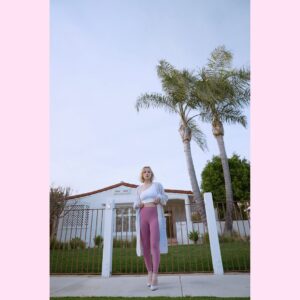 Tina Ivlev Instagram - Part deux 🌺