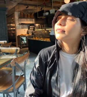 Tina Shilpara Instagram - some 🌝🌞 & some 🥐
