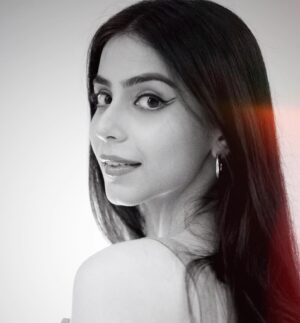 Tina Shilpara Instagram - …looking at February 3rd 

🤷🏻‍♀️🙋🏻‍♀️💁🏻‍♀️

#WriterPadmabhushan on February 3rd 

📸 @nikhil_sai_s