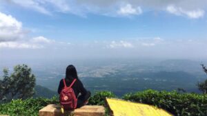 Tina Shilpara Instagram - where the land and I meet the sky 🌥 🌿