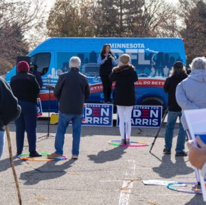 Tina Smith Instagram - TOMORROW is Election Day. And Minnesotans are ready to elect strong, kind, empathetic leaders like @joebiden and @kamalaharris and so many great @minnesotadfl leaders on the ballot in Minnesota. There is energy and we are using every last minute to organize, organize, organize.