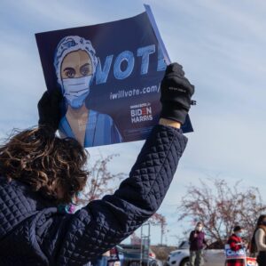 Tina Smith Instagram - TOMORROW is Election Day. And Minnesotans are ready to elect strong, kind, empathetic leaders like @joebiden and @kamalaharris and so many great @minnesotadfl leaders on the ballot in Minnesota. There is energy and we are using every last minute to organize, organize, organize.