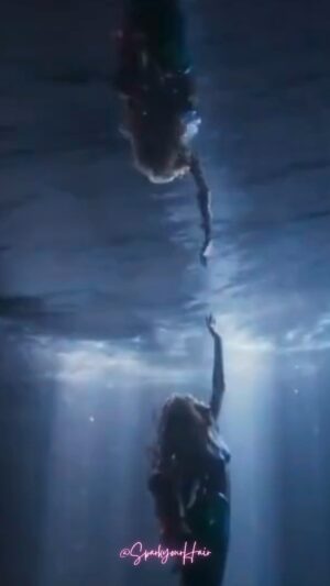 Tinisha Meeks Instagram - Disney’s The Little Mermaid is coming to the big screen, and we’re diving deeper into a mermaid world with our very first look at the brand-new trailer. 

After stunning on the red carpet in an Ariel-inspired look, Halle reveals the first full trailer for Disney’s upcoming live-action film in theaters on May 26. 🥰

Check out this video!

#OscarsAcademyAwards #hallebailey #hairstylist #redcarpet #hairstyles #redcarpetready #littlemermaid