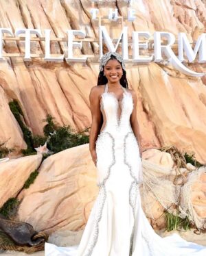 Tinisha Meeks Instagram - @hallebailey London premiere this night was truly magical.
#thelittlemermaid #sparklehairimports