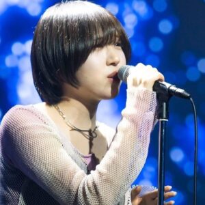 Toaka Instagram - シンガポール公演、ありがとうございました！！

一緒に歌ってくださっていた皆さんの声が聞こえて、とても嬉しかったです。素敵な時間でした...

またきっと歌いに行きます！

photo by @takeshiyao さん

#RADWIMPSWORLDTOUR2024
#THEWAYYOUYAWNANDTHEOUTCRYOFPEACE
#十明