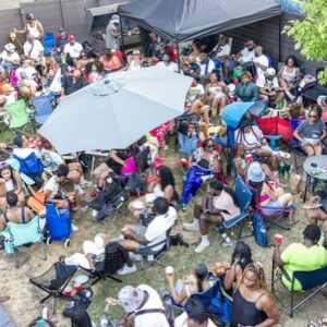 Tobias Dorzon Instagram - Happy Cake Day to my sister one of the greatest to do it @maibrotherskeeper. You know I had to pop out for you. If your cookout don’t look like this don’t invite us to bless the grill. @chefredbeard #ChefTobias #Huncho