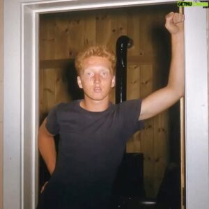 Tobin Bell Instagram - I was 17 when this photo was taken. The Everly Brother’s tune, “Let It Be Me” had just hit #7 on the Billboard charts. I’ve always appreciated their groundbreaking harmonies & their potent influence on groups to follow… The Beatles, Crosby, Stills & Nash, The Eagles. Here’s my re-imagining of that tune. Vocal harmony is by @haleighbowers  #RIPDonEverly 2/1/37- 8/21/21. Listen to the full song, link in bio.
