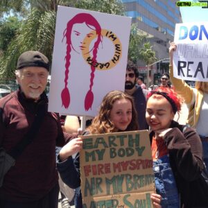 Tobin Bell Instagram - Joined forces this morning with the concerned young people gathered in Pershing Square, Los Angeles on behalf of climate action now. #schoolstrike4climate #fridaysforfuture #extinctionrebellion @gretathunberg