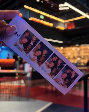 Toby Aromolaran Instagram - The smaller the circle the better the people ❤️‍🔥⭕️
