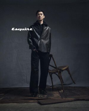 Toby Lee Instagram - 人生只有一次，勇敢的去追求夢想吧！

感謝 @esquire_tw