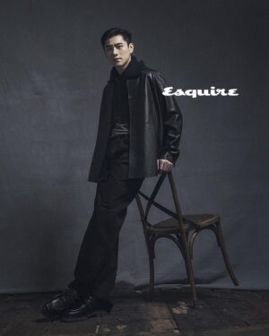 Toby Lee Instagram - 人生只有一次，勇敢的去追求夢想吧！

感謝 @esquire_tw
