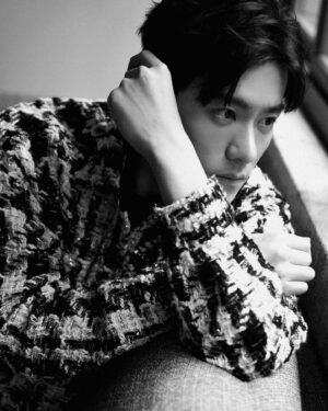 Toby Lee Instagram - 您2023年的專屬新桌面上線了！祝大家新年快樂！Happy new year 🎊