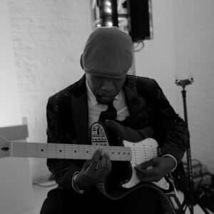 Toby Onwumere Instagram - #melwashingtonguitar